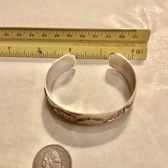 Sterling Silver carved cuff bangle - Picture 3 of 4